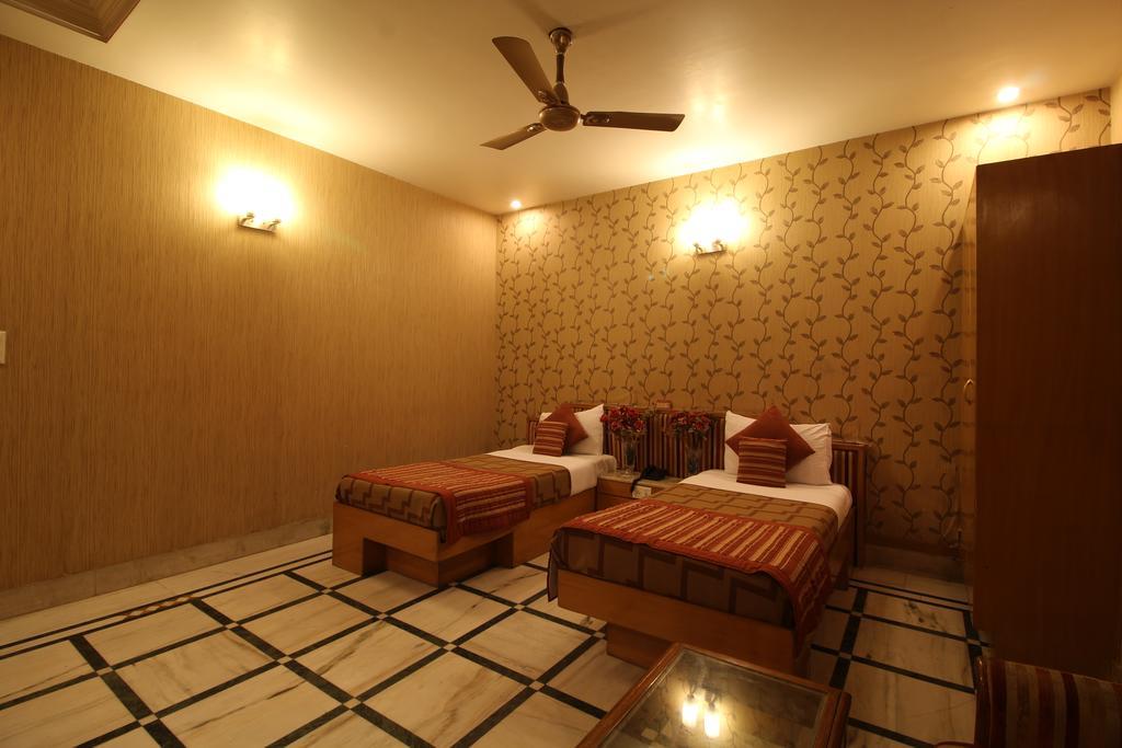 Hotel Singh International Delhi  Exterior foto