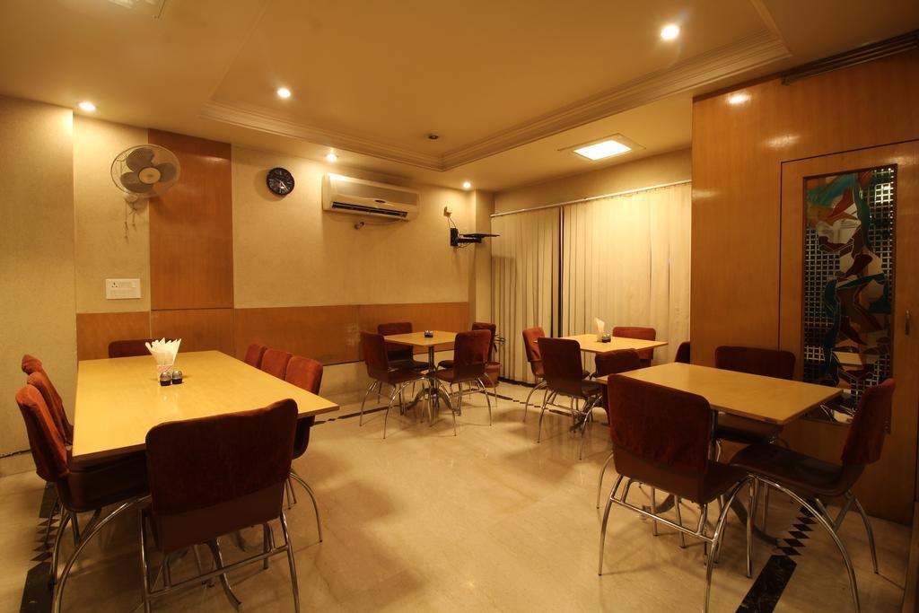 Hotel Singh International Delhi  Exterior foto